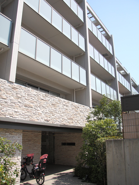 プレミスト宮崎台の外観