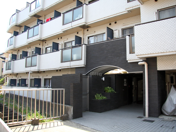 エルヴィーナ宮崎台の外観