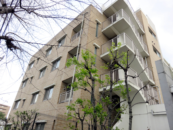 ダイアパレス市が尾の外観