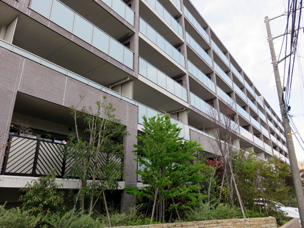 ルフォン青葉市が尾の外観