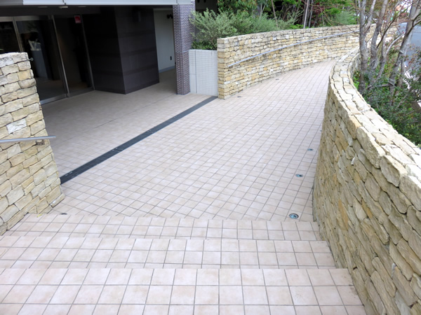 ルフォン青葉市が尾の外観