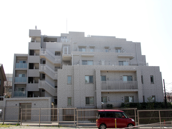 ブランズ宮崎台の外観