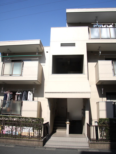 宮崎台ローヤルパレスの外観