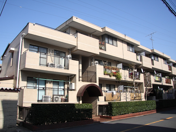 ソルクレスト宮崎台の外観