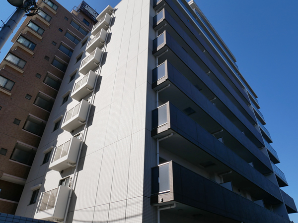 クラードゥレーヴ湘南平塚の外観