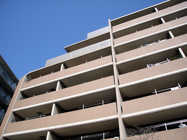 コスモヒルズ宮崎台の外観