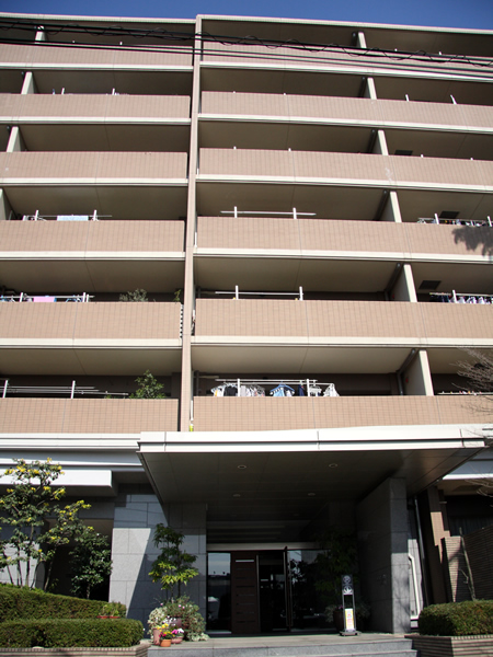 コスモヒルズ宮崎台の外観