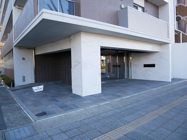 クラードゥレーヴ湘南平塚の外観