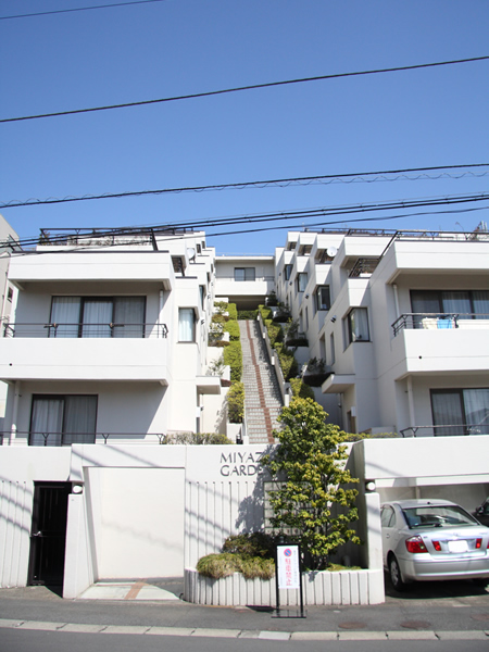 住友宮崎台カーデンハウスの外観