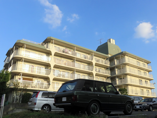 イトーピア宮前平マンションの外観