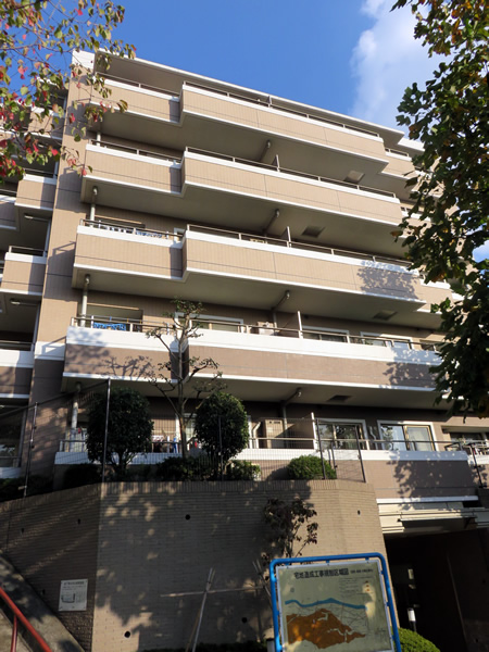 アールヴェール宮前平の外観