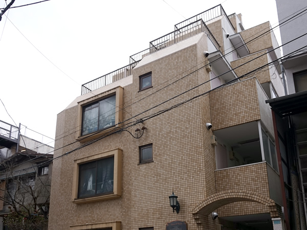 メゾンドポルシュの外観