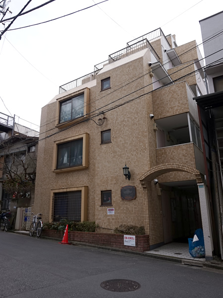 メゾンドポルシュの外観