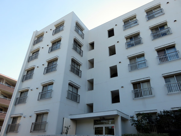 宮前平ドエリングの外観