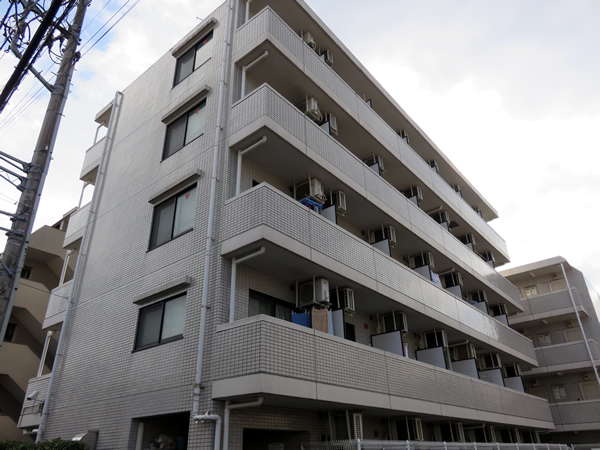 クリオ小田急相模原2番館の外観