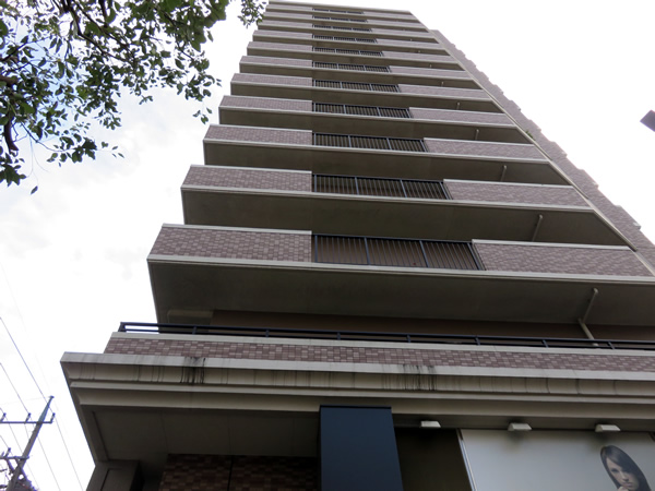 ルネ小田急相模原モアステージの外観