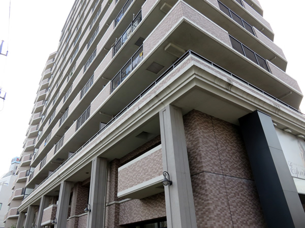 ルネ小田急相模原モアステージの外観