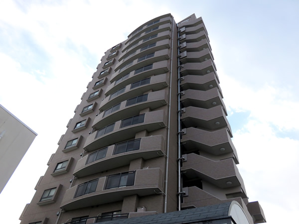 ライオンズシティ小田急相模原の外観