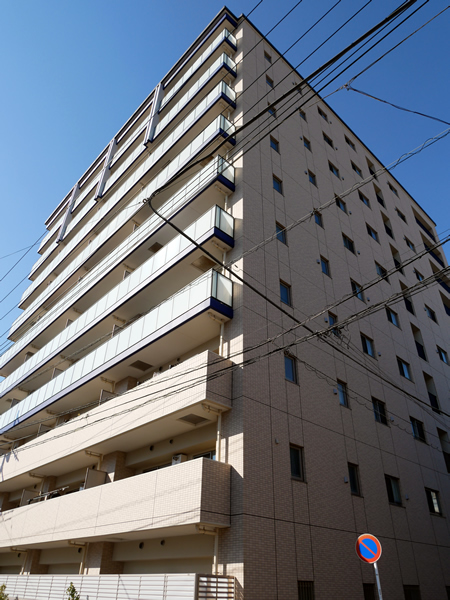 パレステージ平塚の外観