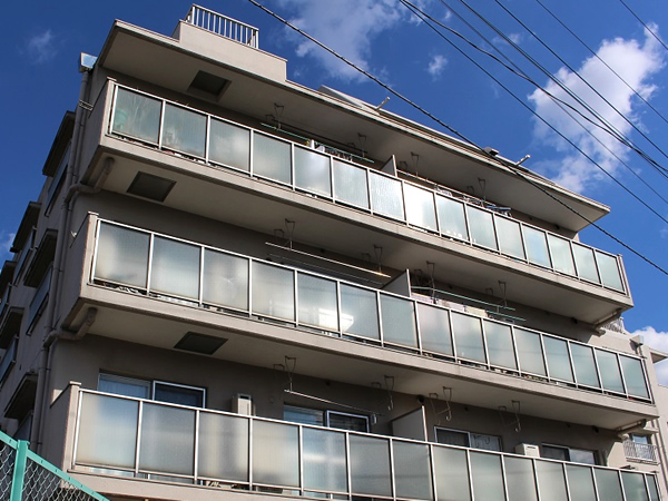 藤和登戸コープの外観