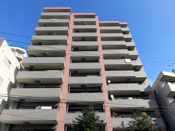 ウッドコート小田急相模原の外観