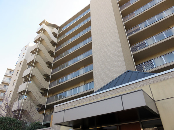 ララヒルズ２番街の外観