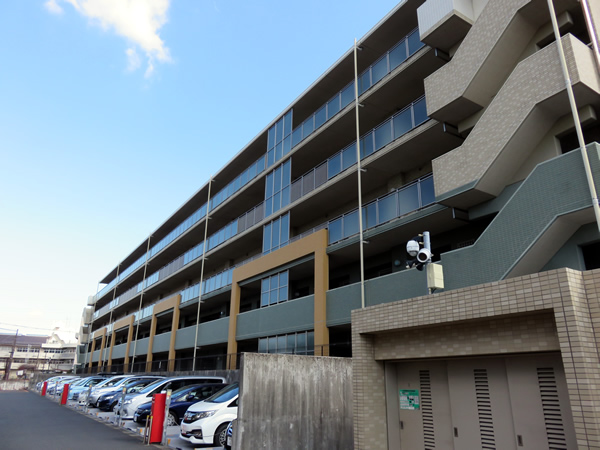 ララヒルズ５番街の外観