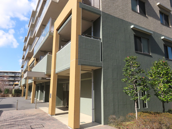 ララヒルズ６番街の外観