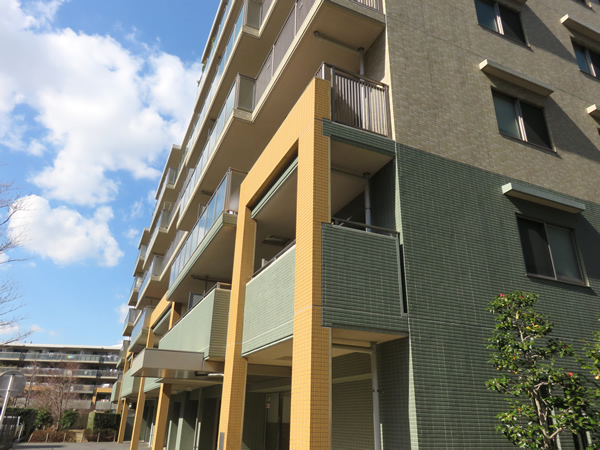 ララヒルズ６番街の外観