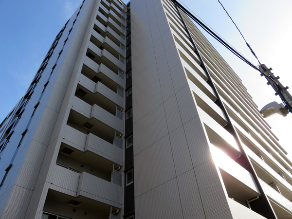 日神パレステージ小田急相模原フロントの外観