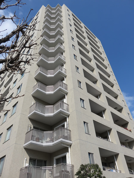 新百合ヶ丘パークハウス4番街の外観