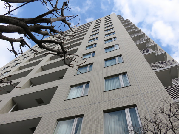 新百合ヶ丘パークハウス4番街の外観