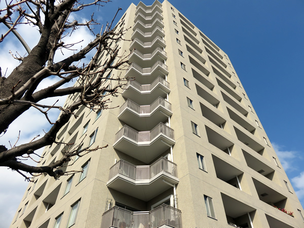 新百合ヶ丘パークハウス4番街の外観