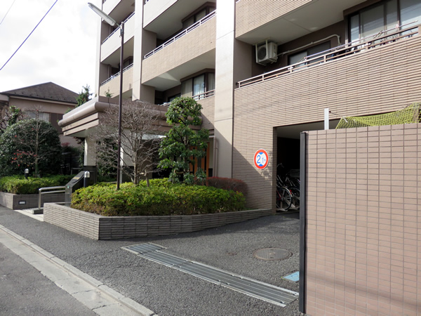 レクセルマンション小田急相模原の外観