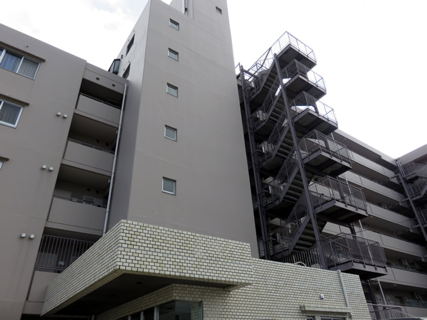 恒陽小田急相模原マンションの外観