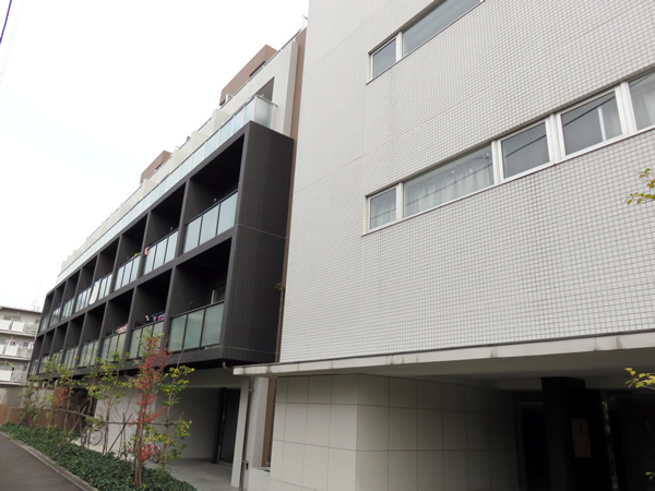 レックス武蔵中原の外観