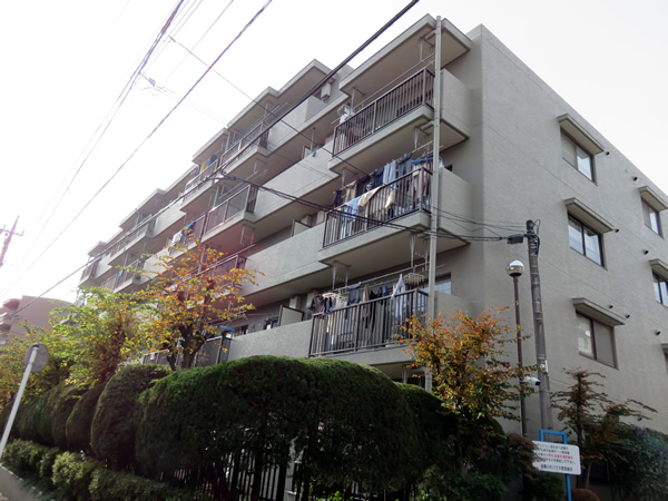 武蔵小杉ハウスの外観