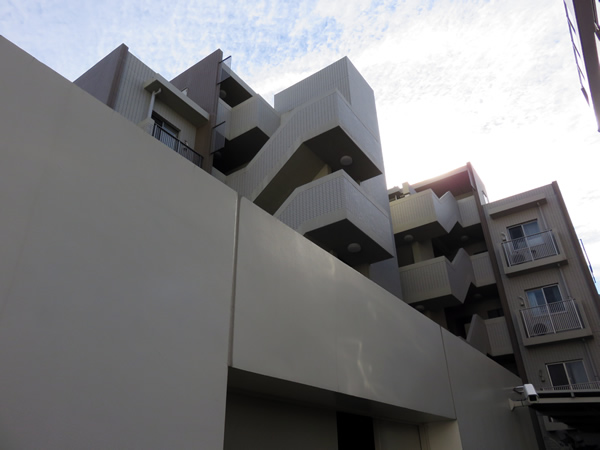 フェルモ武蔵中原の外観