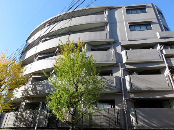 モリスすずかけ台の外観