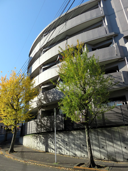 モリスすずかけ台の外観