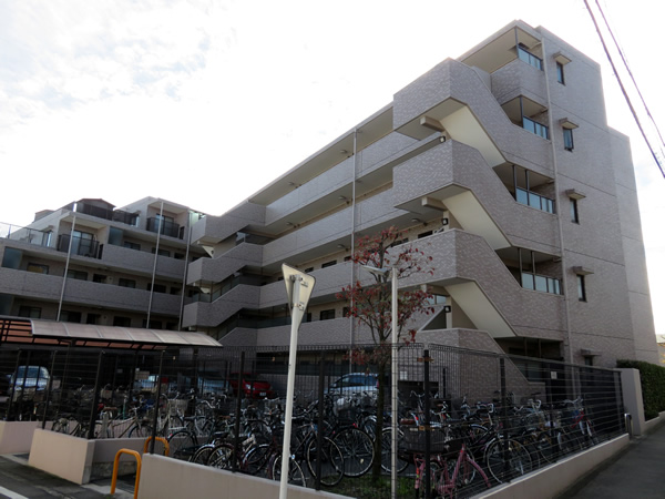 武蔵中原パークホームズ2番館の外観