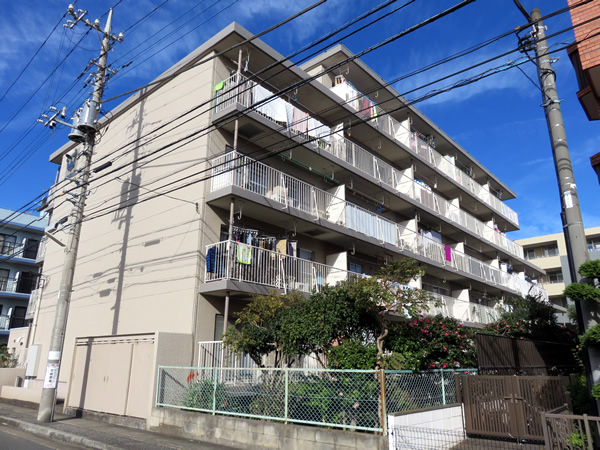 武蔵小杉第2サマリヤマンションの外観