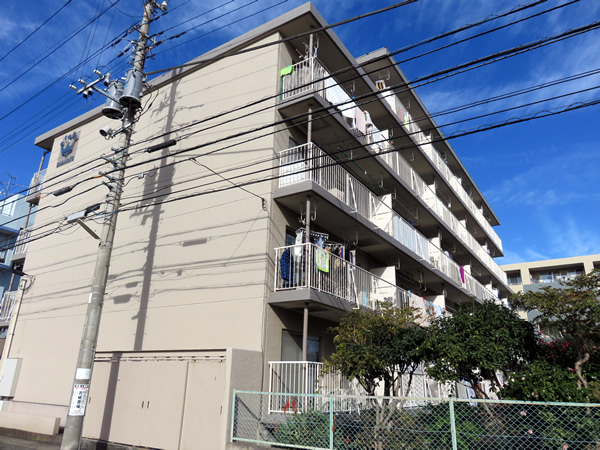 武蔵小杉第2サマリヤマンションの外観
