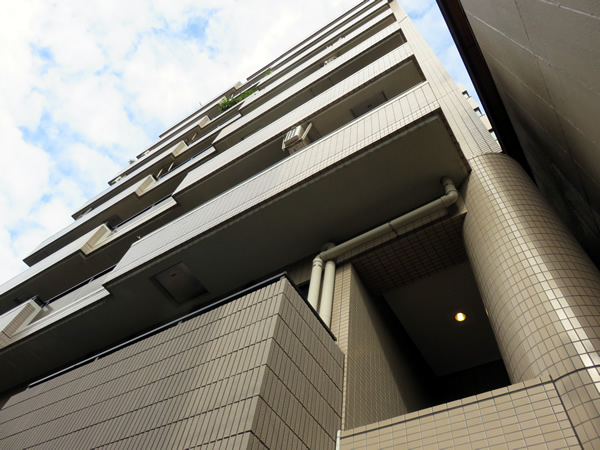 グランパレ上野の外観