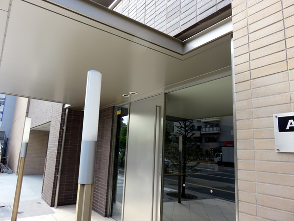 アデニウム入谷ステーションファーストの外観