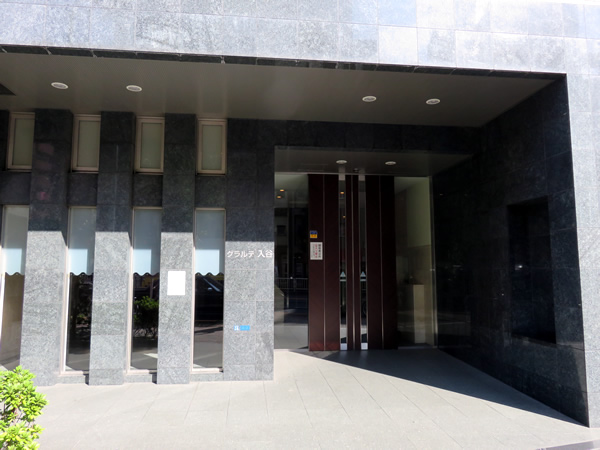 クラルテ入谷の外観