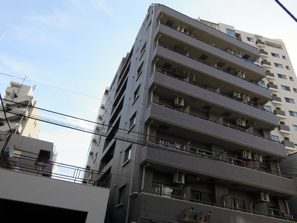 キャピタルビュー根岸の外観