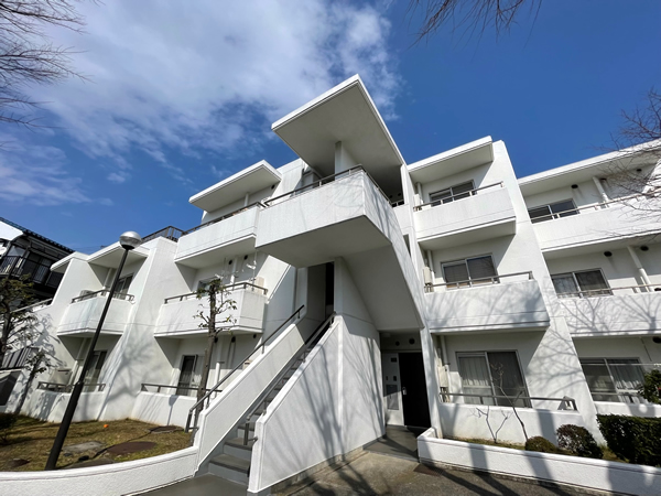 ソフトタウン三ツ沢の外観