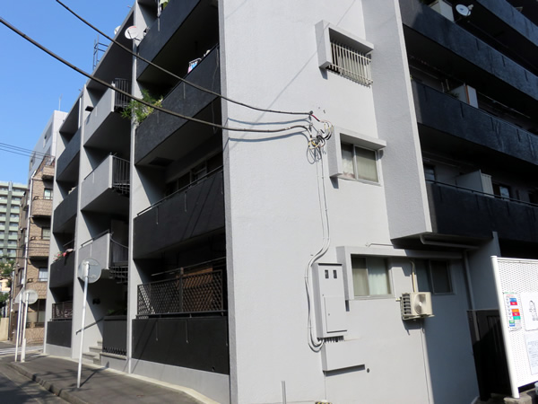 コーポ新丸子の外観