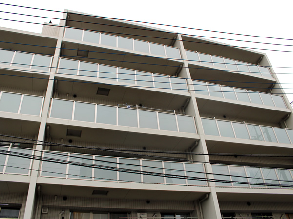 クリオ横浜鴨居の外観